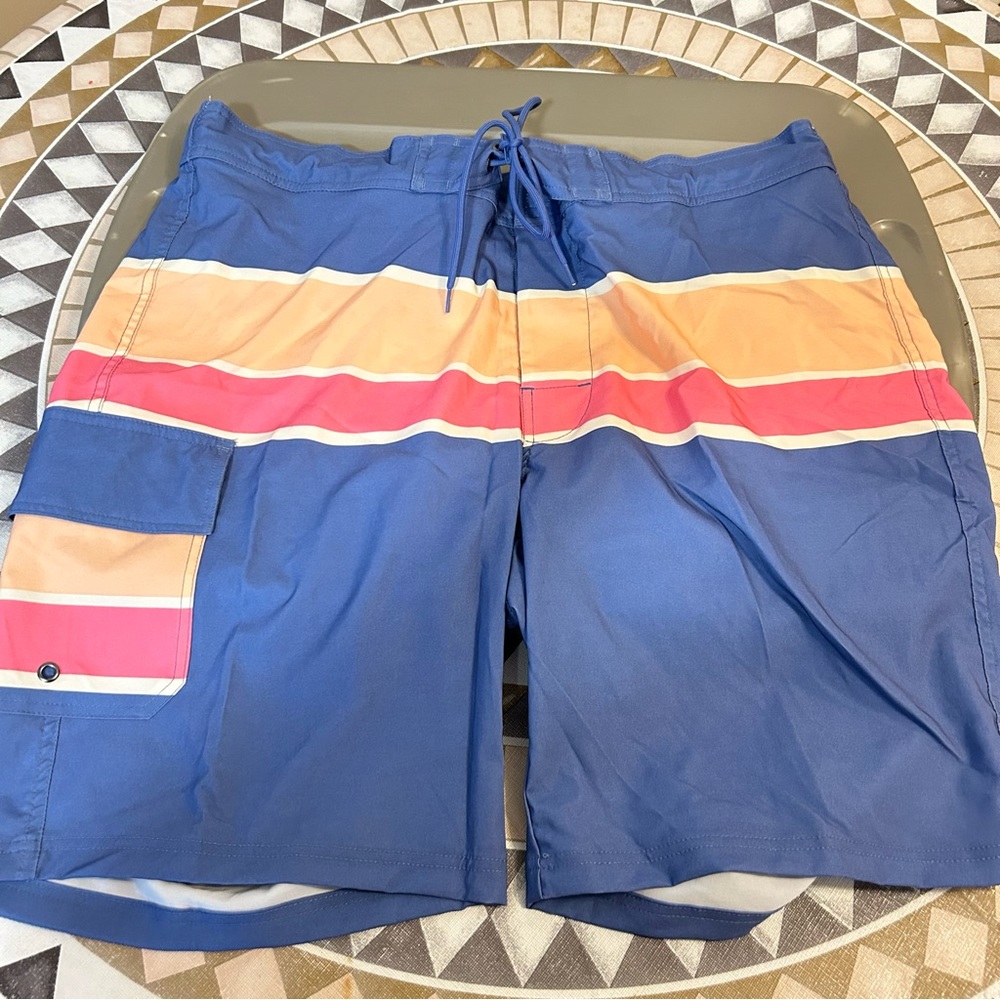 Men’s Arizona swim trunks with pocket
